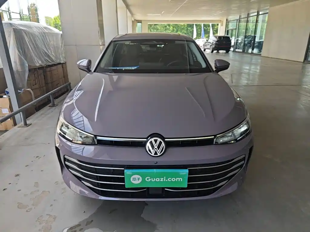 Volkswagen Passat 2025 Pro 380TSI