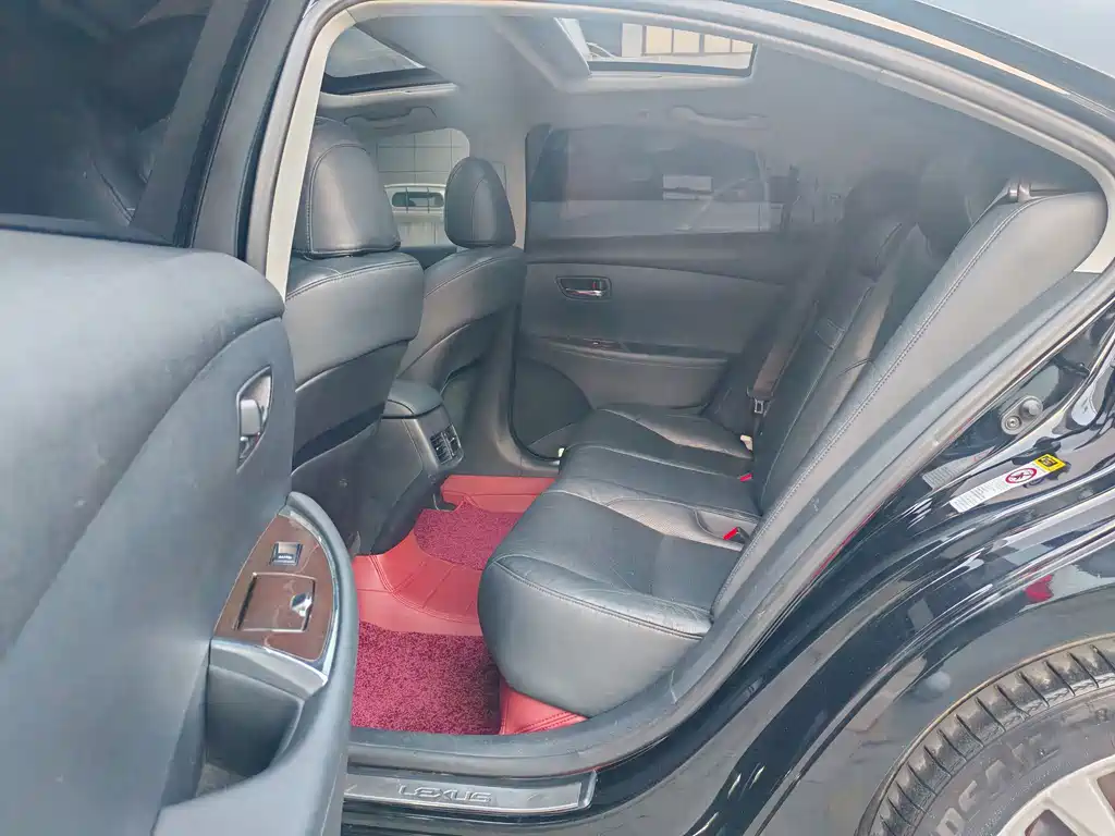 Lexus ES — миниатюра 10