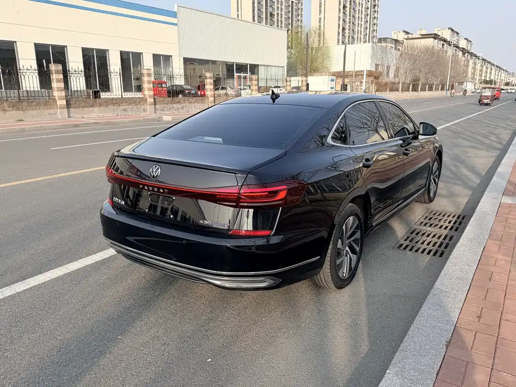 VOLKSWAGEN PASSAT NEW ENERGY