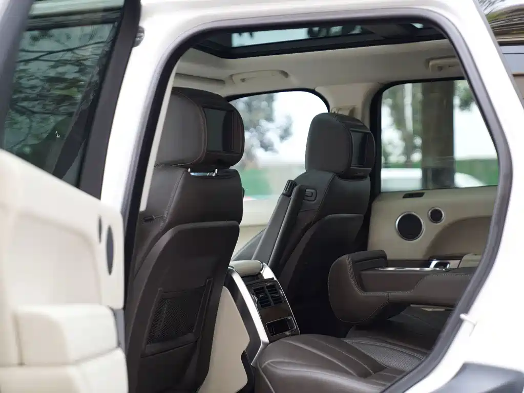 Land Rover Sport — миниатюра 8