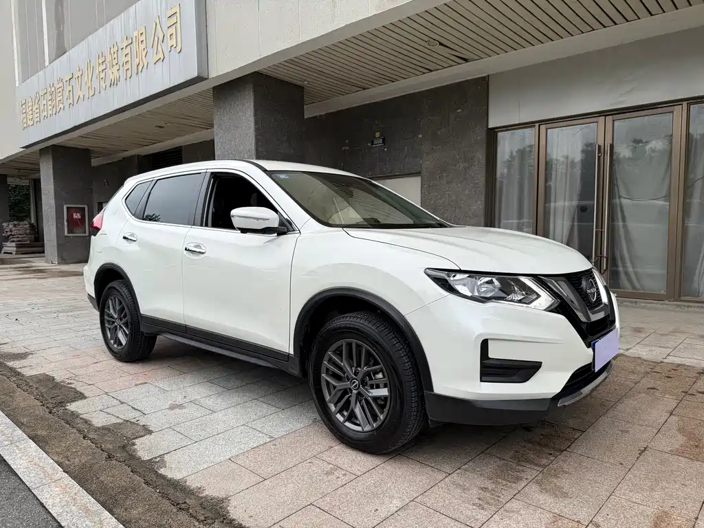Nissan X-Trail — миниатюра 3
