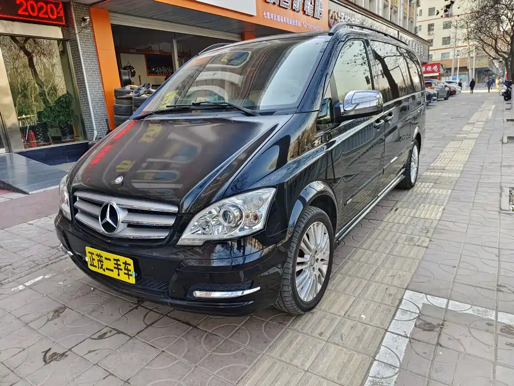 Mercedes-Benz Viano 2014 3.5L Excellence Edition