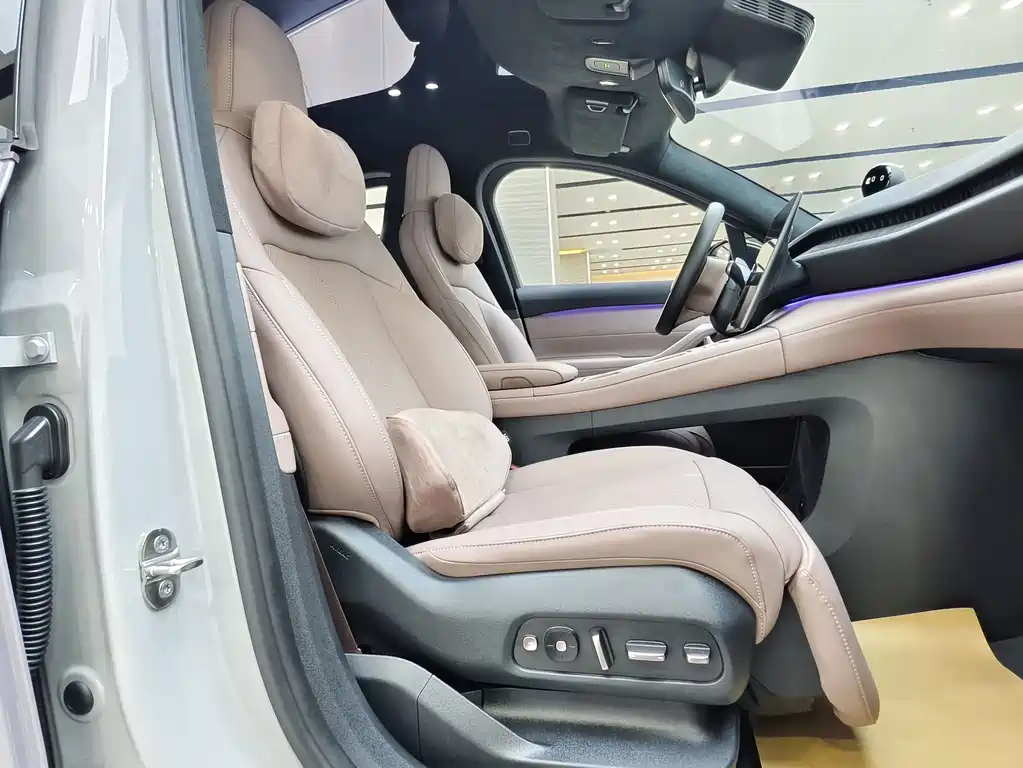 NIO EC6 2024 75kWh