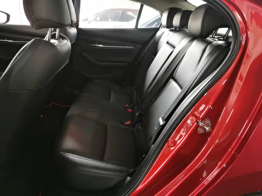 Mazda 3 Axela — миниатюра 17