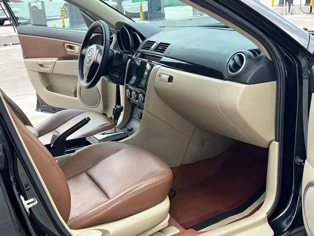 Mazda 3 (Import) — миниатюра 3