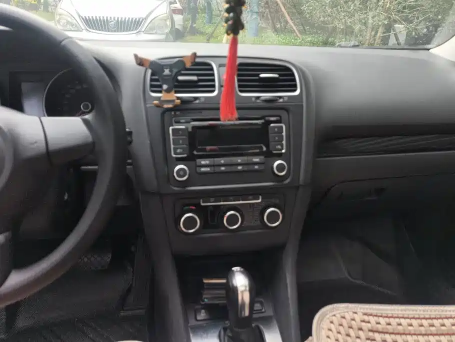 Volkswagen Golf — миниатюра 13