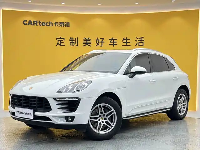 2017 Porsche Macan