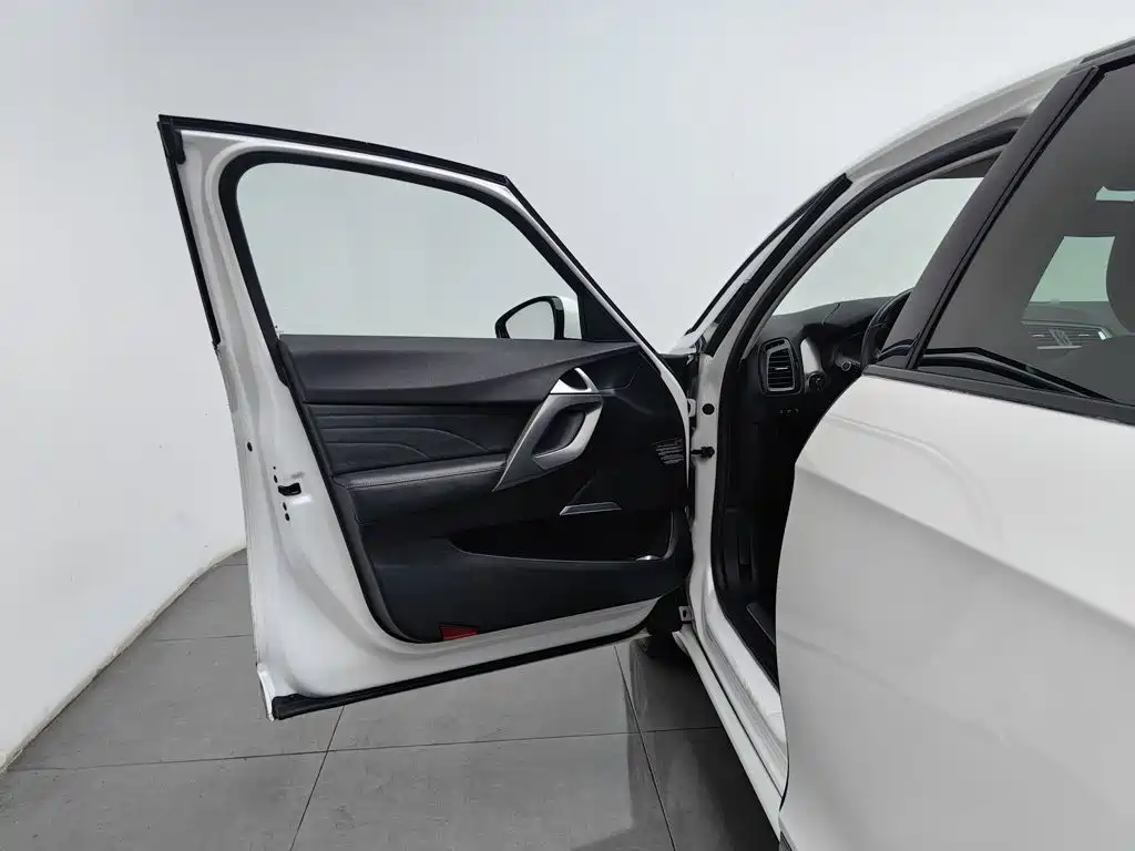 DS DS 5 — миниатюра 8