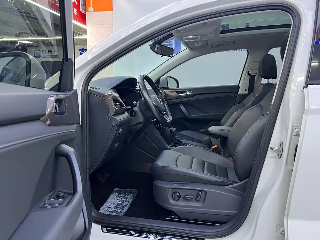 Volkswagen Tharu 2022 280TSI Luxury