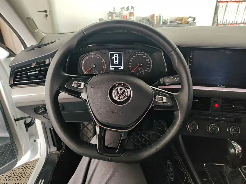 Volkswagen Bora — миниатюра 11