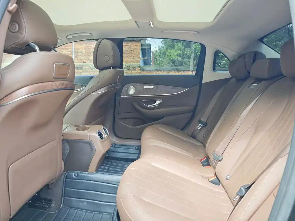 Mercedes-Benz E-Class E 2020 E 300 L Fashion