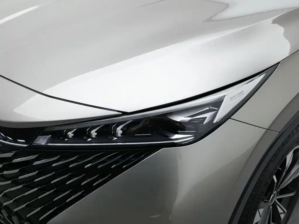 Roewe RX5 — миниатюра 7