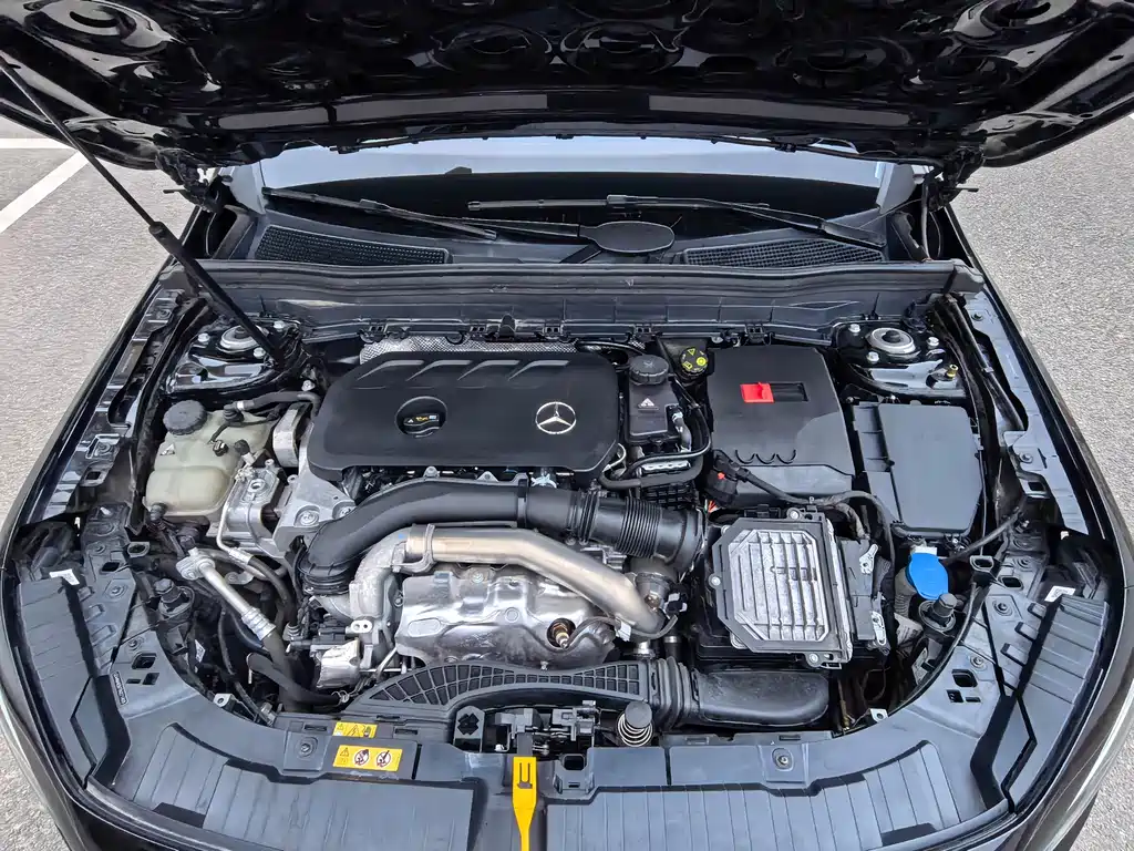 Mercedes-Benz GLB — миниатюра 15