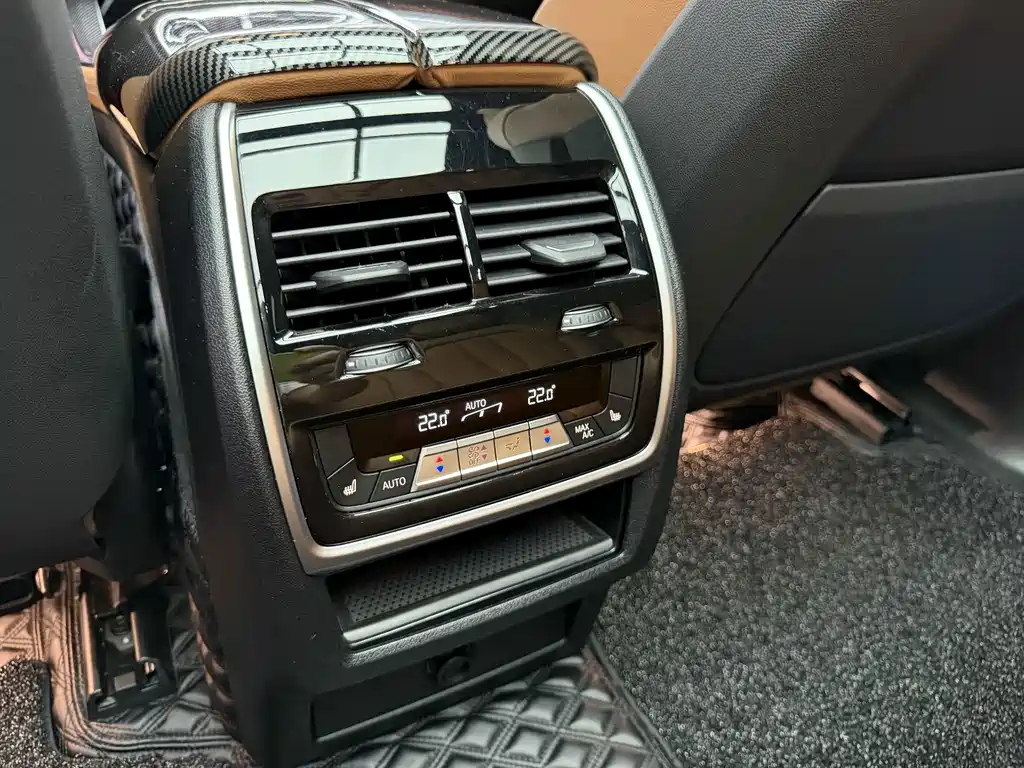 BMW X5 (Import) — миниатюра 21