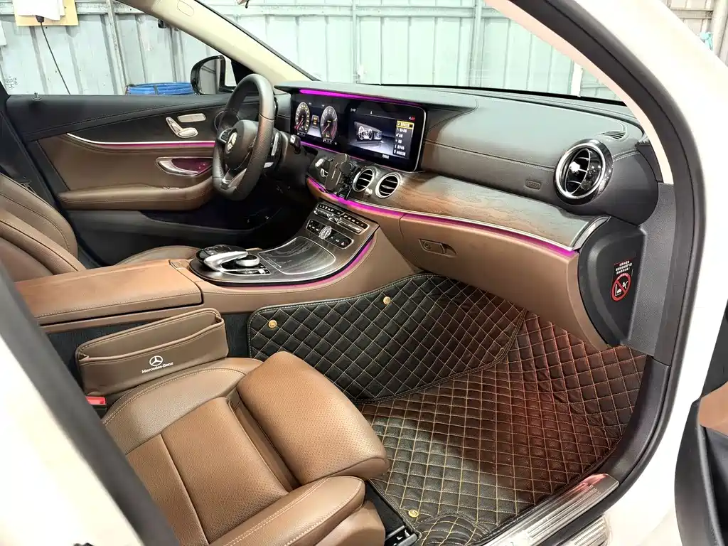 Mercedes-Benz E-Class — миниатюра 11
