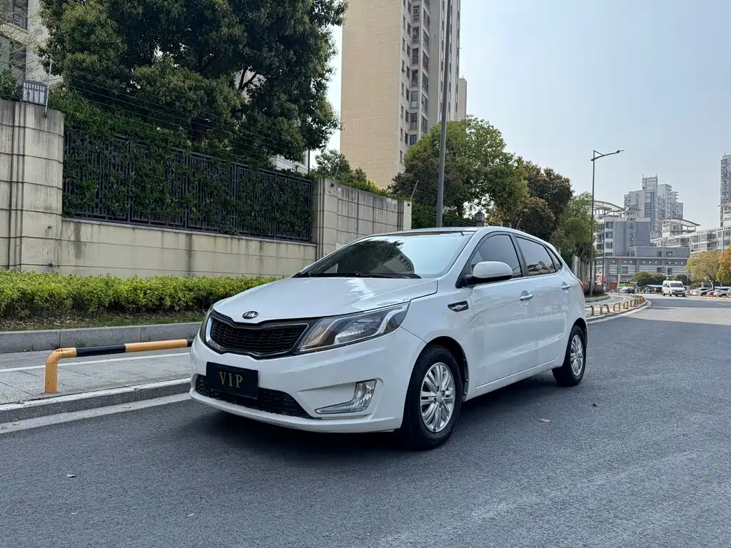 Kia K2 2013