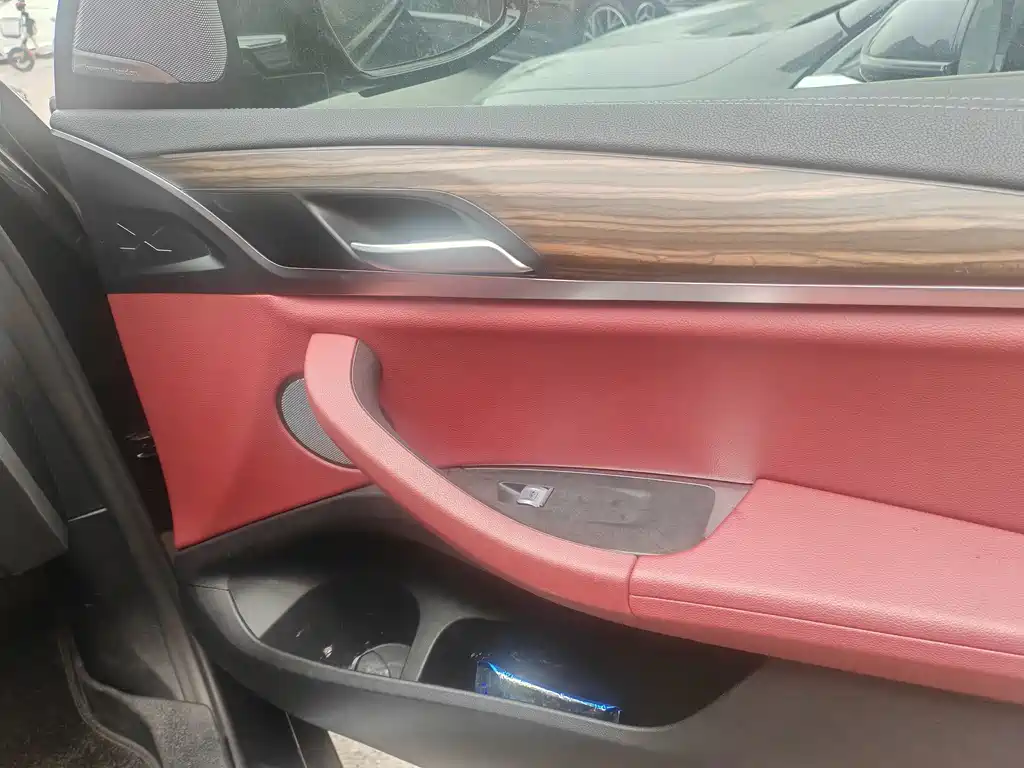 BMW X3 — миниатюра 8