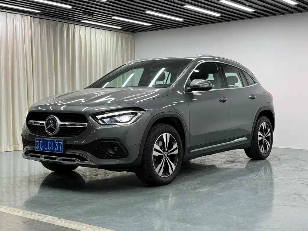 Mercedes-Benz GLA 2021