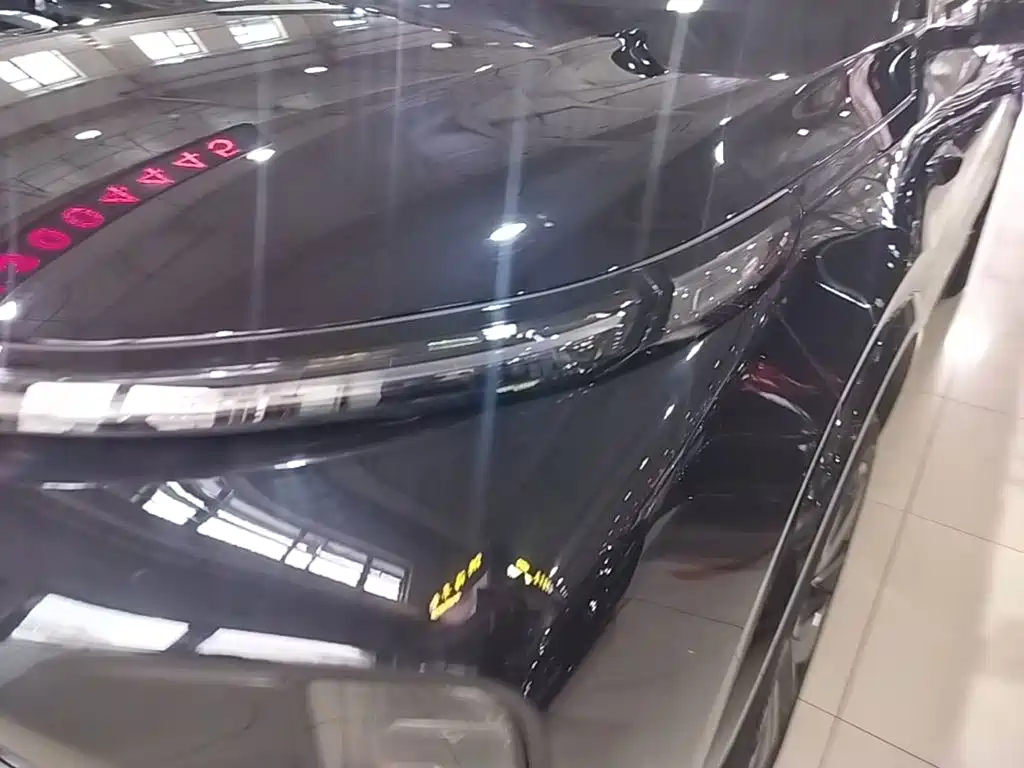Li Auto Li L9 — миниатюра 24