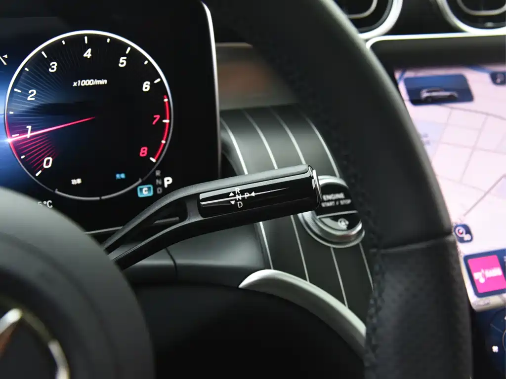 Mercedes-Benz GLC 2023 GLC 300 L 4MATIC 5 мест