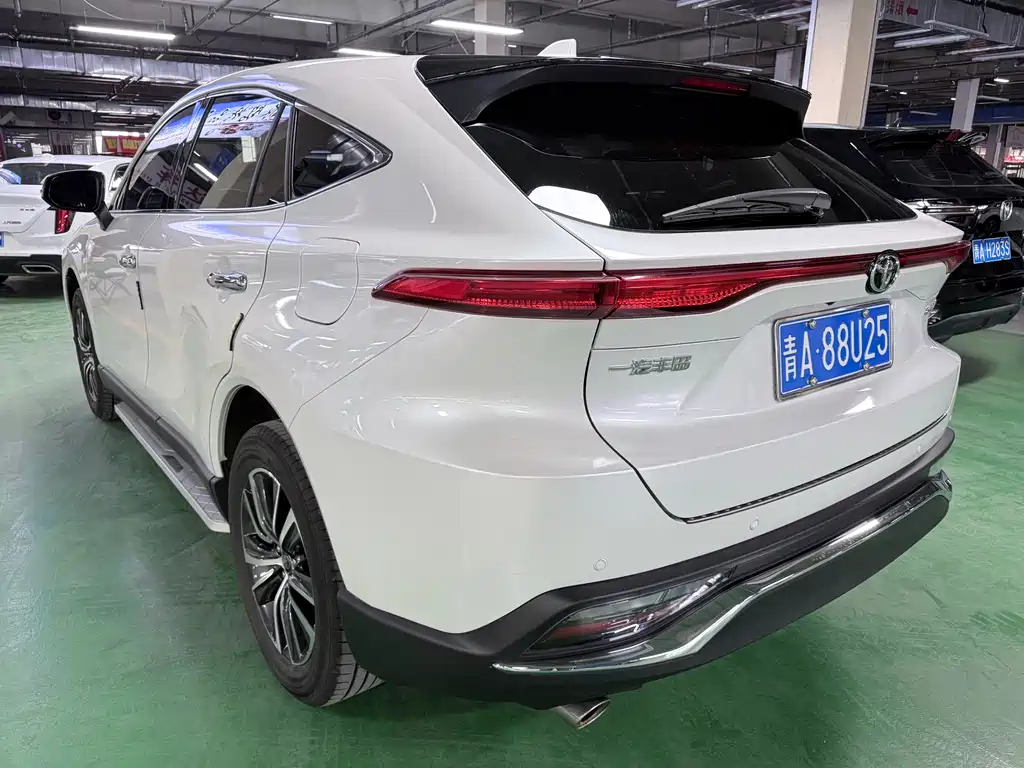 TOYOTA LING FANG HARRIER