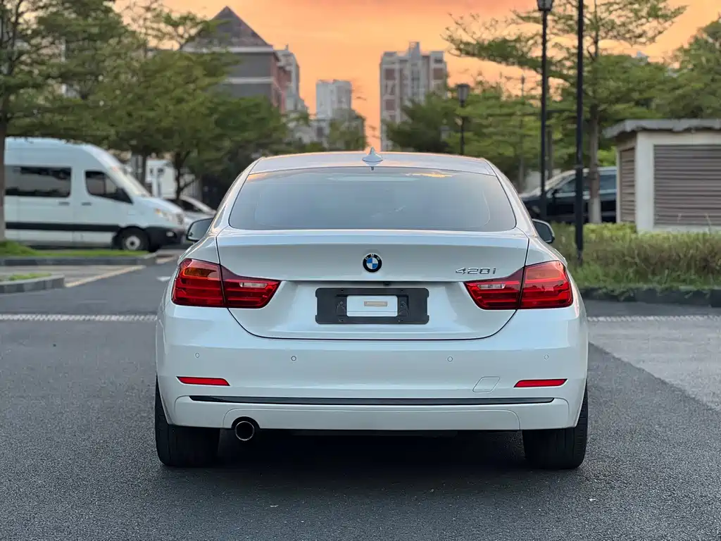 BMW 4 Series — миниатюра 5