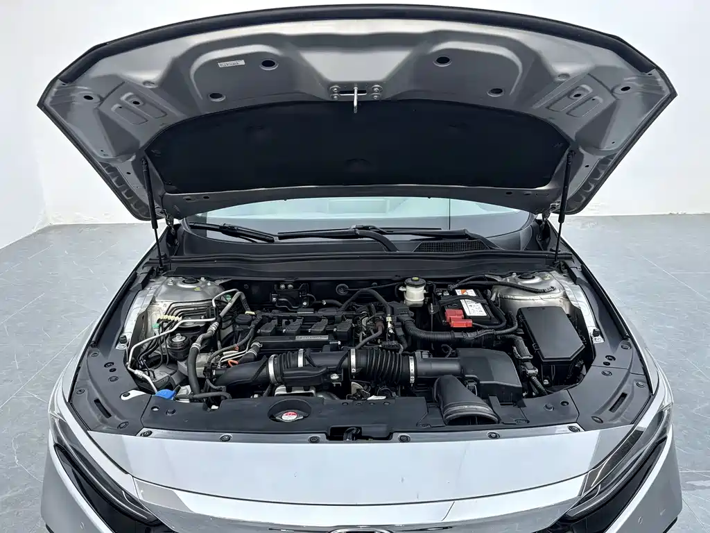 Honda Accord — миниатюра 4