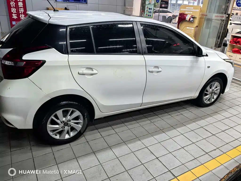 Toyota Yaris L — миниатюра 11