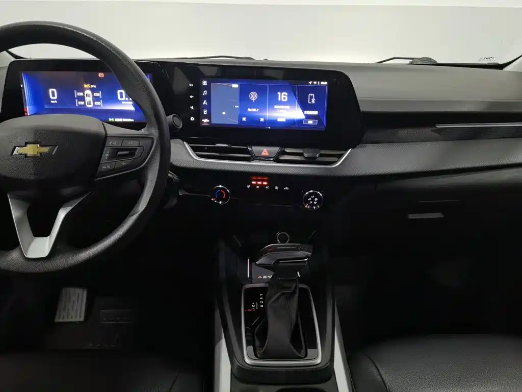 Chevrolet Monza — миниатюра 12