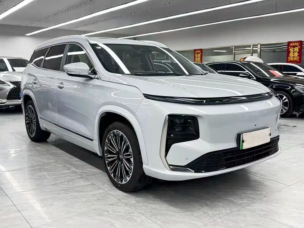 JETOUR L9 2025 1.5TD 2DHT Flagship 6 мест