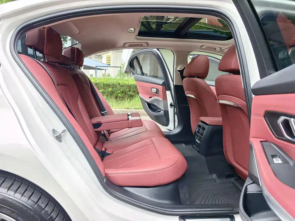 BMW i3 — миниатюра 14