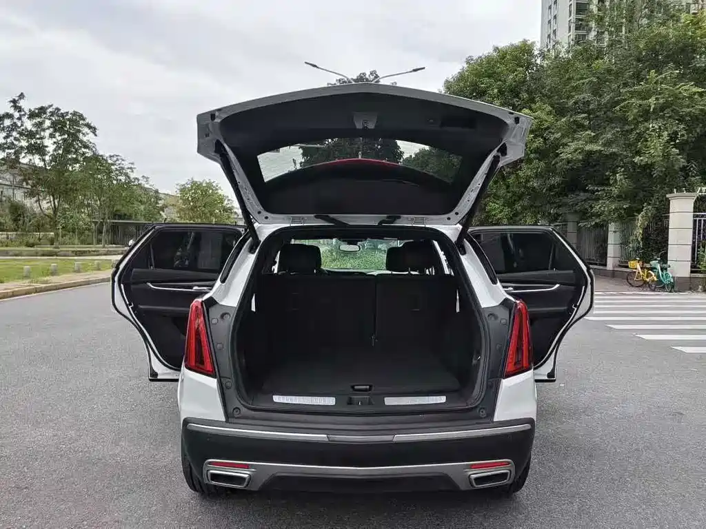 Cadillac XT5 — миниатюра 7