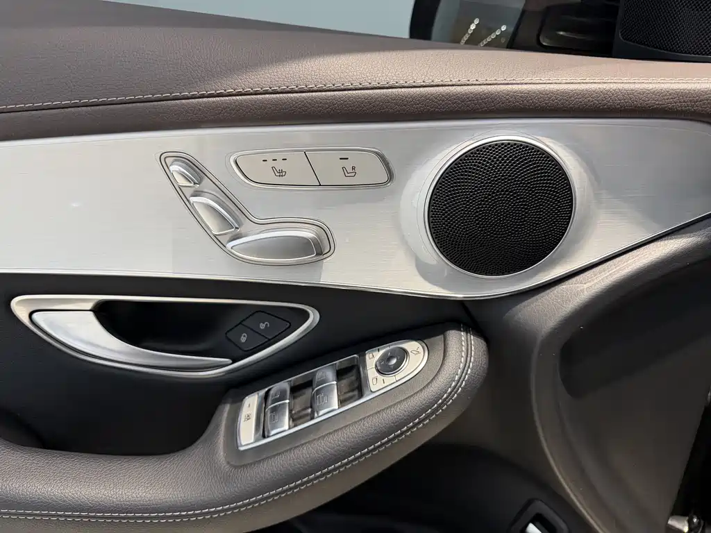 Mercedes-Benz GLC 2022 GLC 260 L 4MATIC