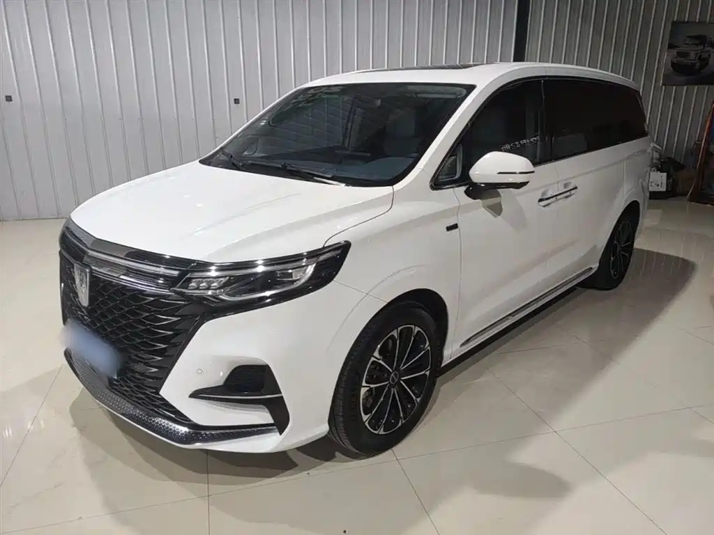 Roewe iMAX8 2022