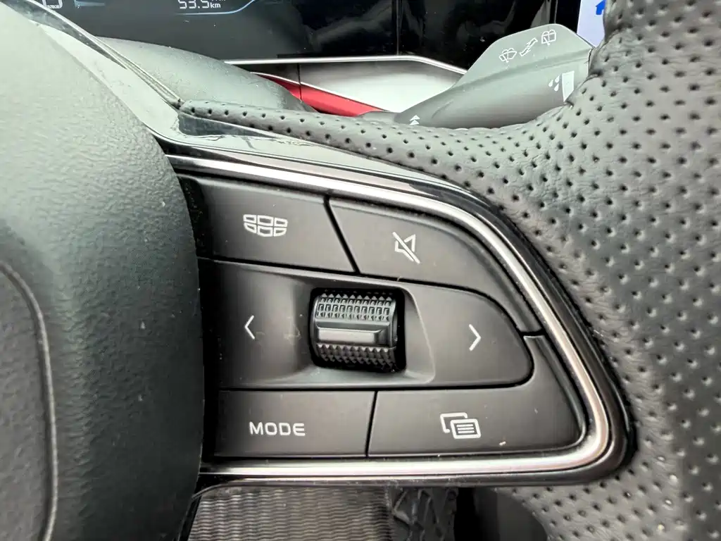 Geely Binyue — миниатюра 24