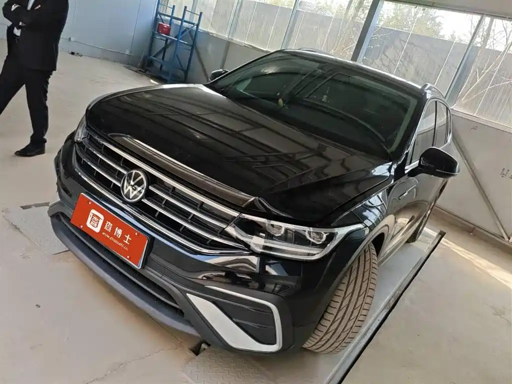 Volkswagen Tiguan L 2023