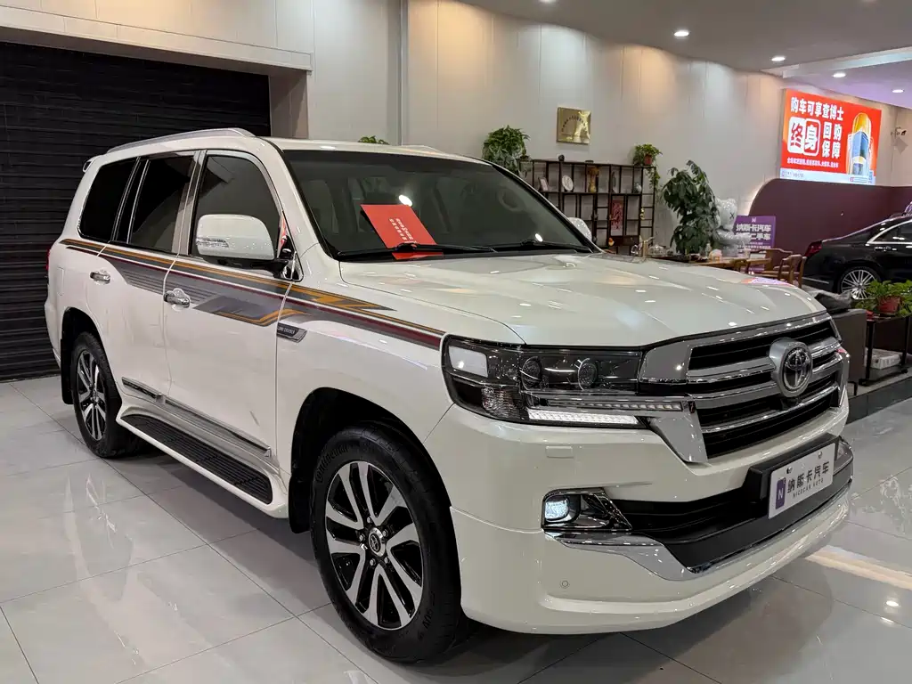 Toyota Land Cruiser — миниатюра 3