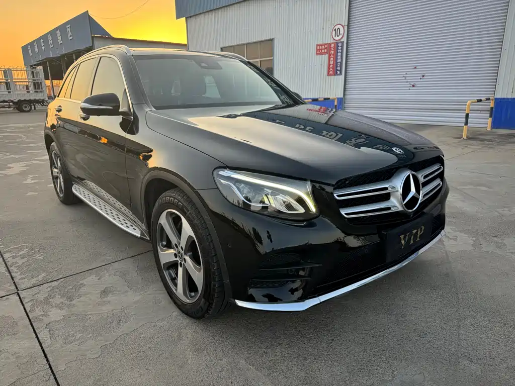 Mercedes-Benz GLC 2017 GLC 260 4MATIC Luxury