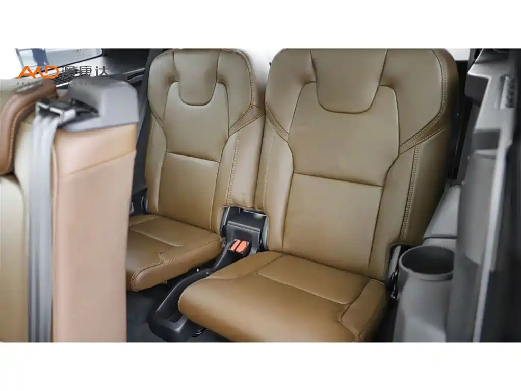 Volvo XC90 2022 E T8 Luxury 7 мест