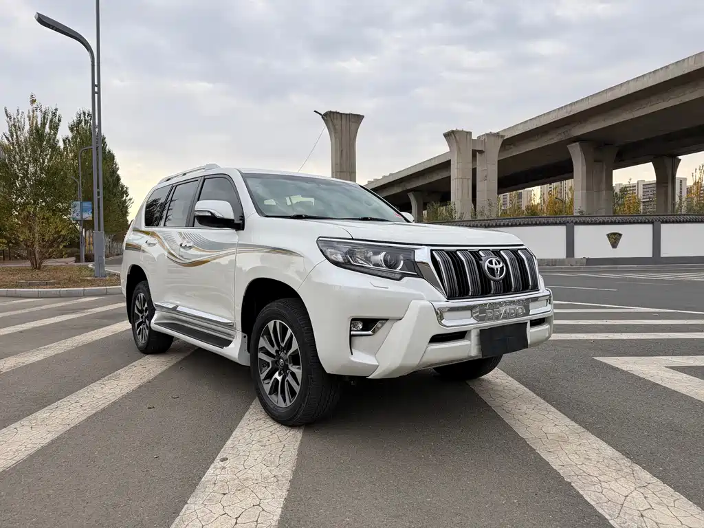Toyota Prado (Import) — миниатюра 3