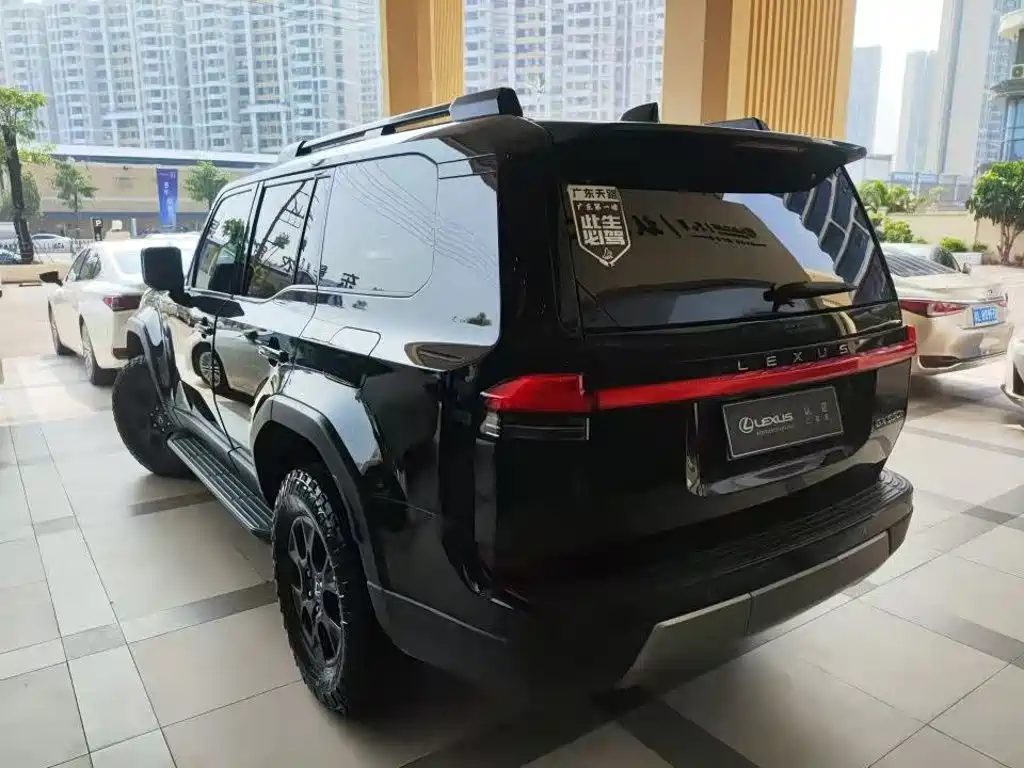 Lexus GX — миниатюра 4