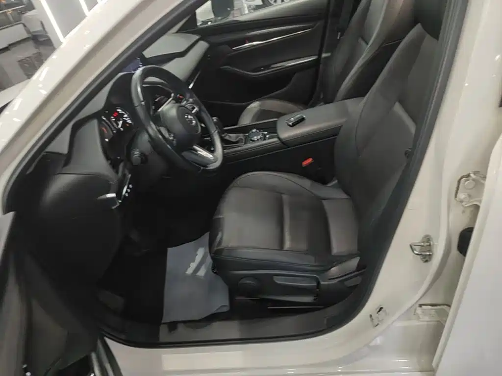 Mazda 3 Axela — миниатюра 15