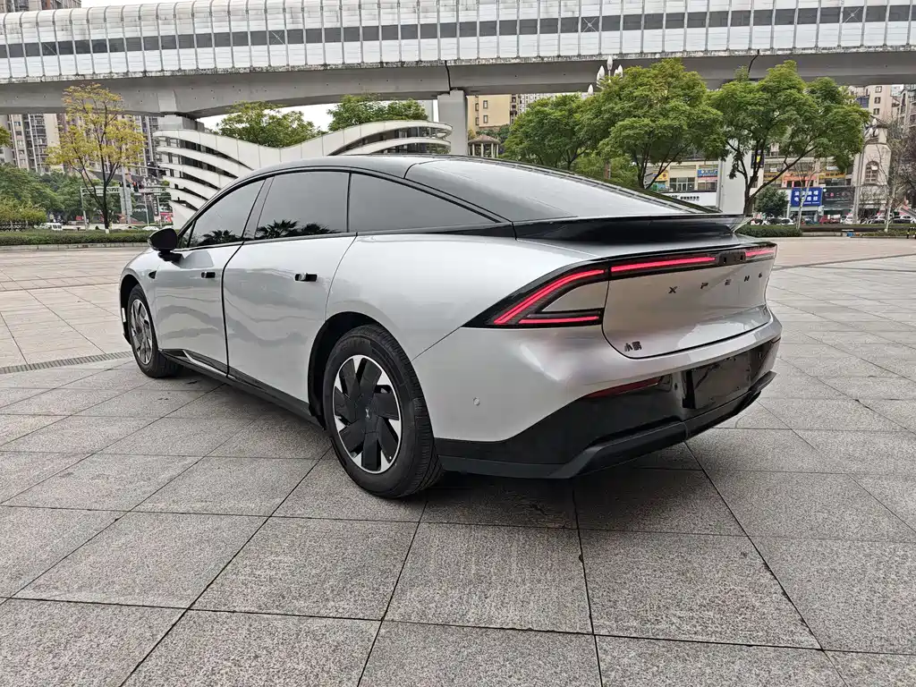 XIAOPENG P7+