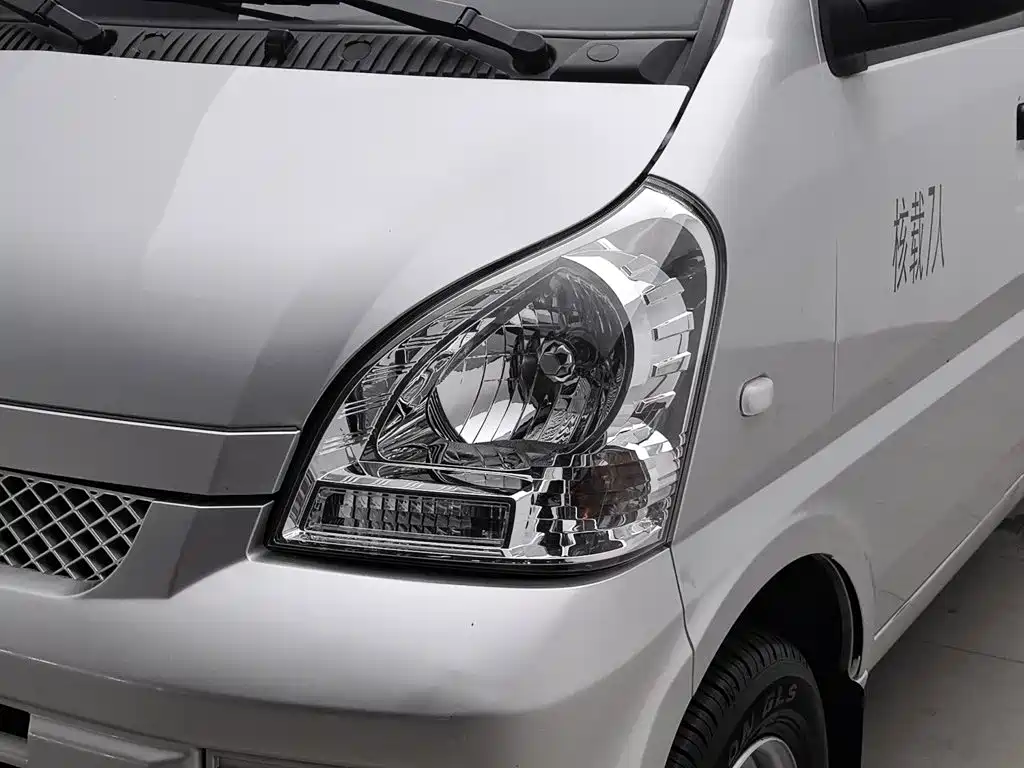 Wuling Rongguang — миниатюра 7