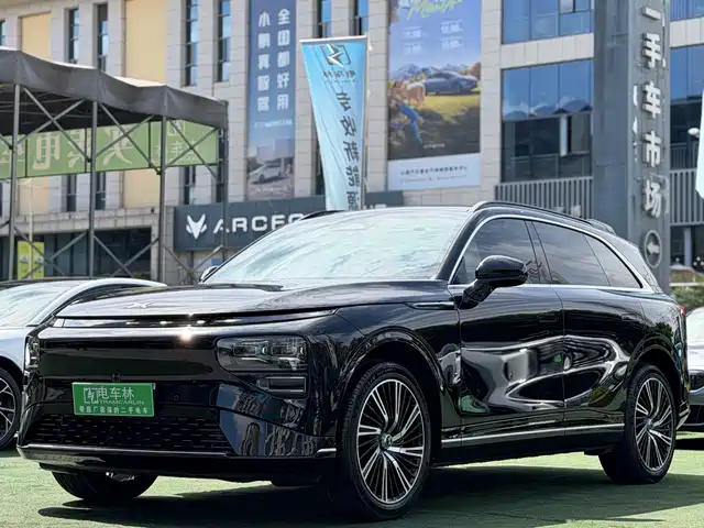2024 Xpeng G9