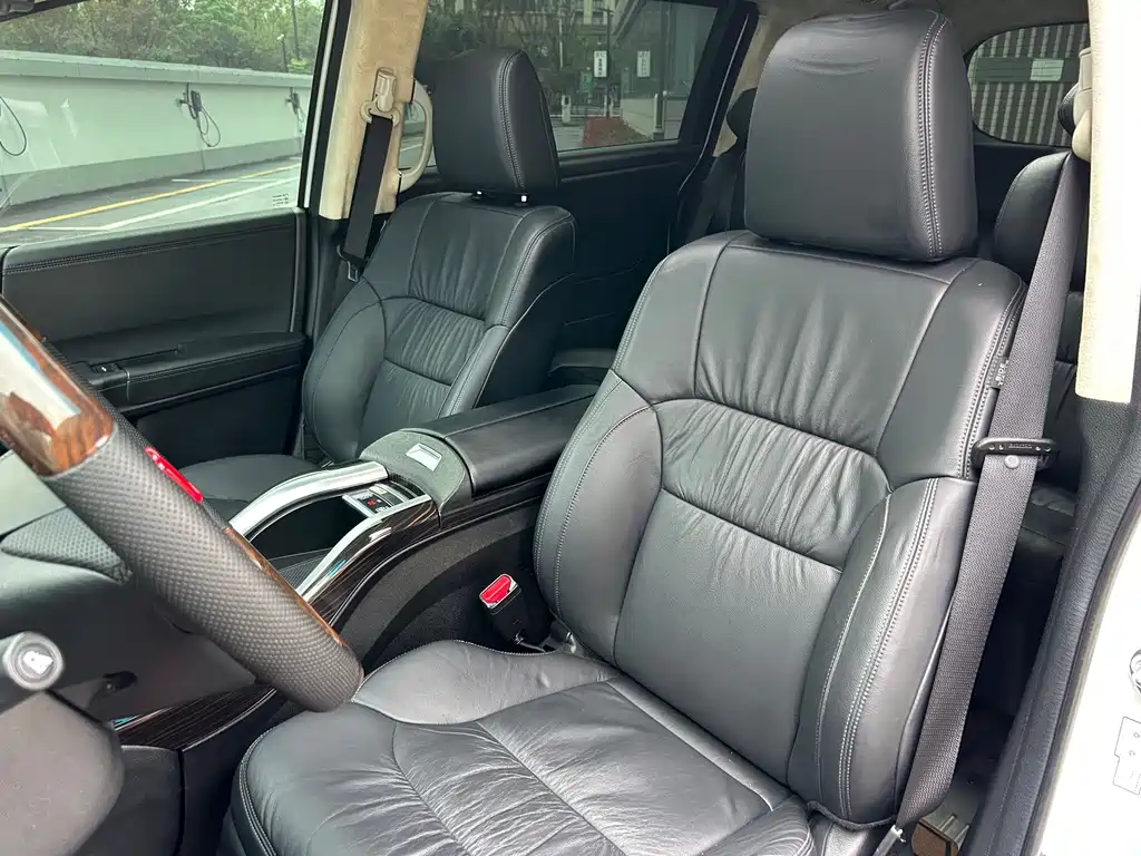 Honda Odyssey — миниатюра 8