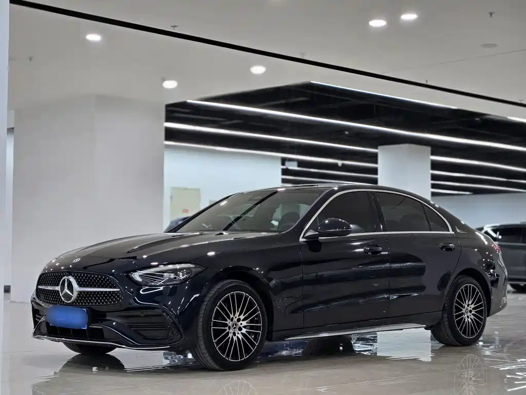 Mercedes-Benz C-Class 2022
