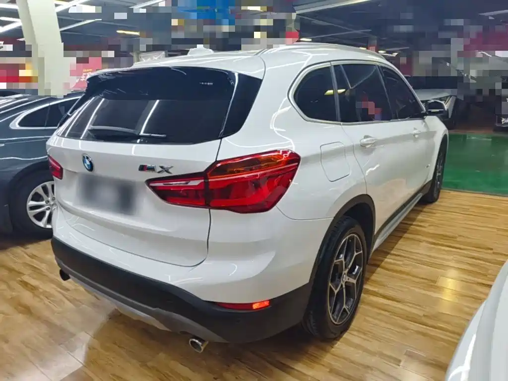 BMW X1 — миниатюра 7
