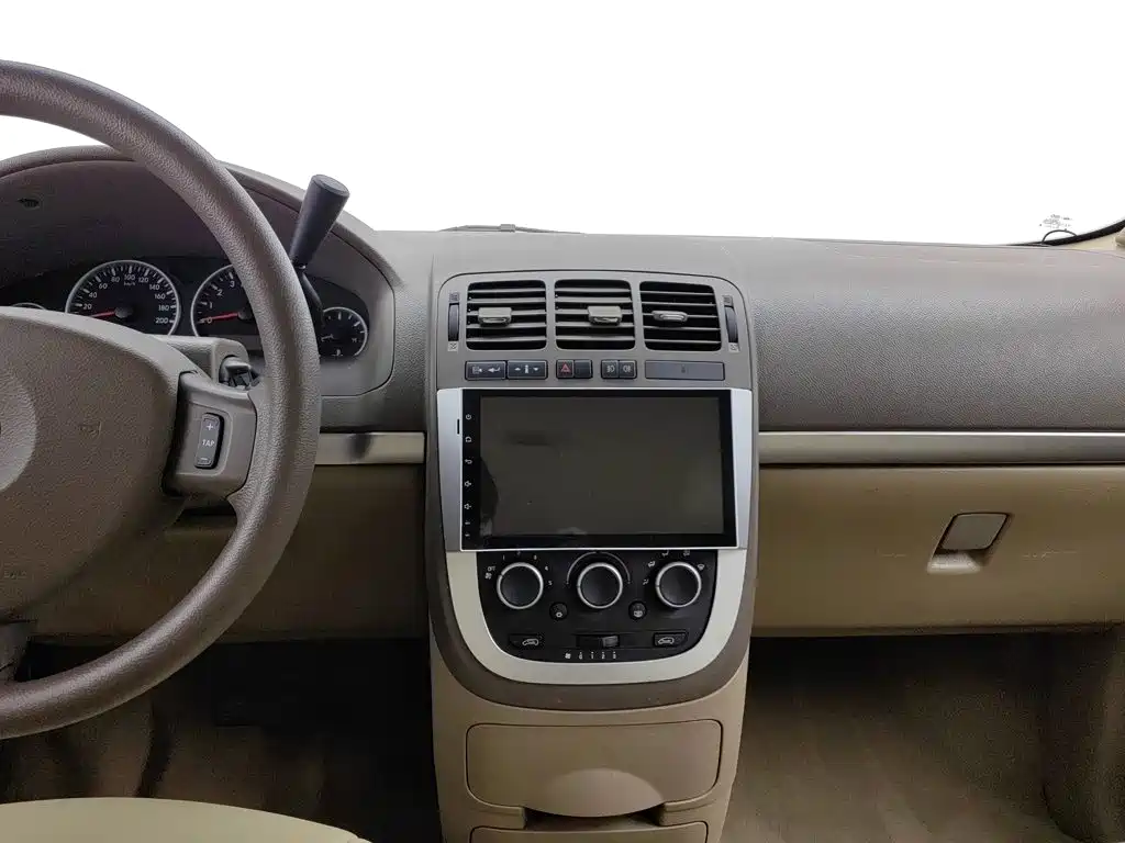 Buick GL8 — миниатюра 12