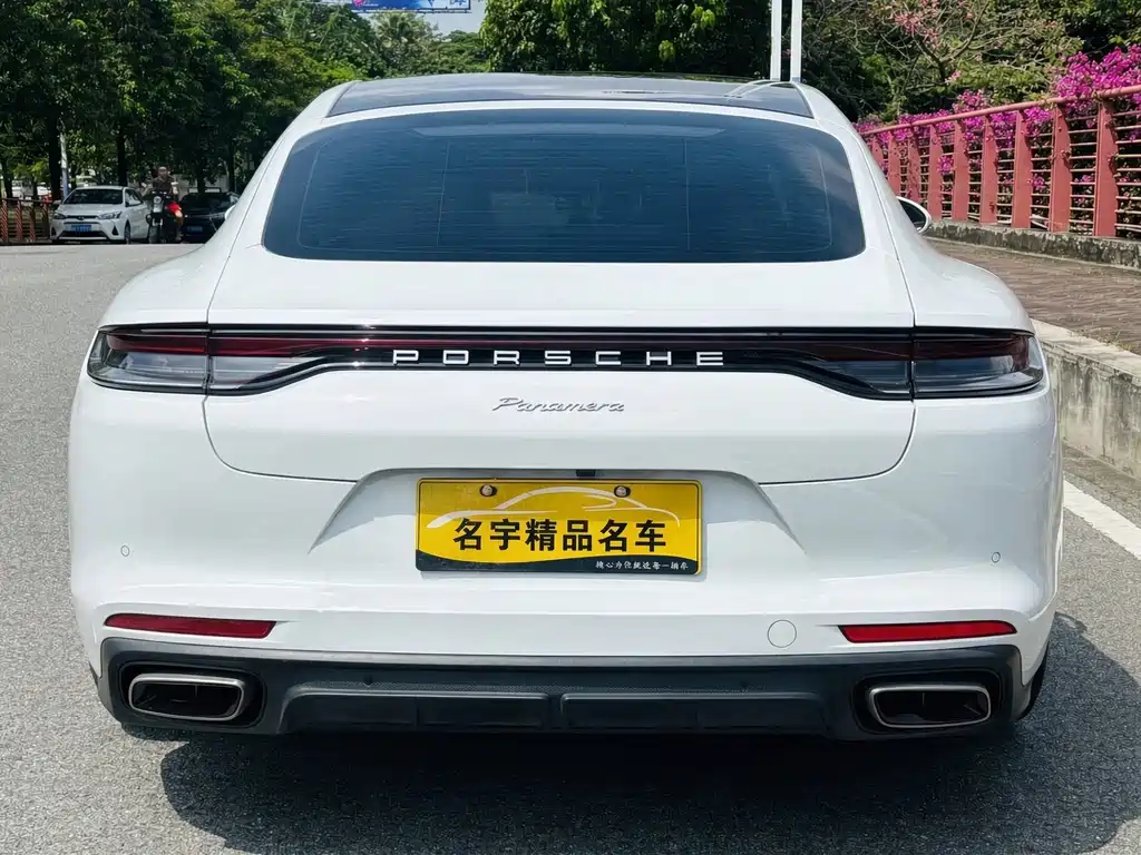 Porsche Panamera — миниатюра 5